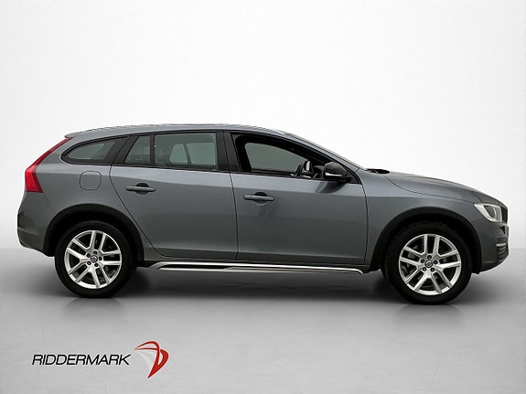 Volvo V60 Cross Country 6 of 28