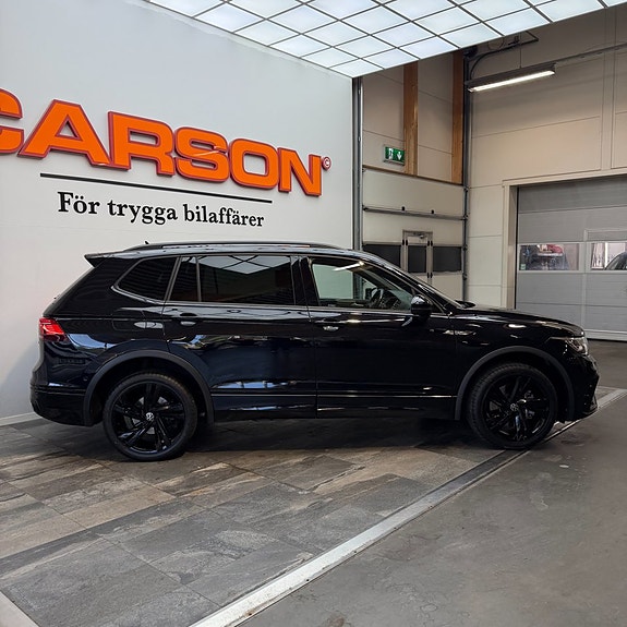 Volkswagen Tiguan Allspace 4 of 14