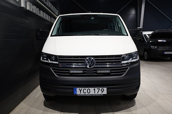 Volkswagen Transporter 2 of 5