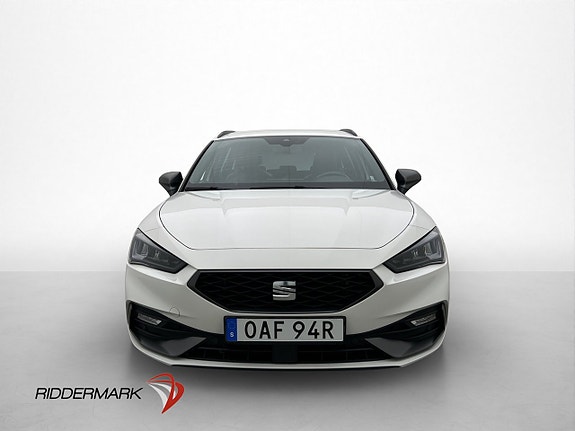 Seat Leon 2 of 5