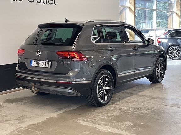 Volkswagen Tiguan 6 of 23