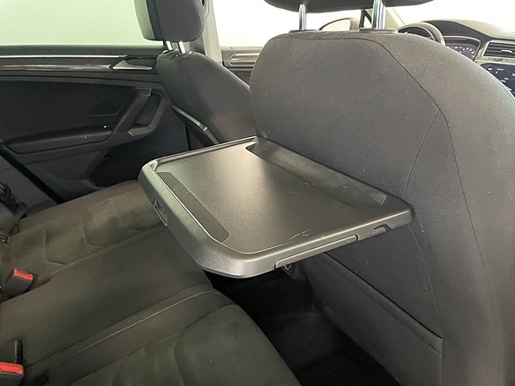 Volkswagen Tiguan 17 of 23
