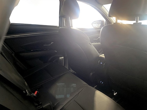 Hyundai Tucson 12 of 15
