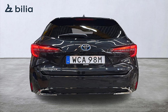 Toyota Corolla 5 of 5