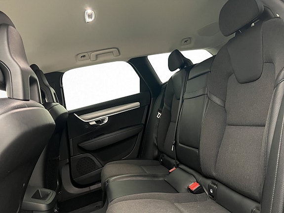 Volvo V90 Cross Country 15 of 30