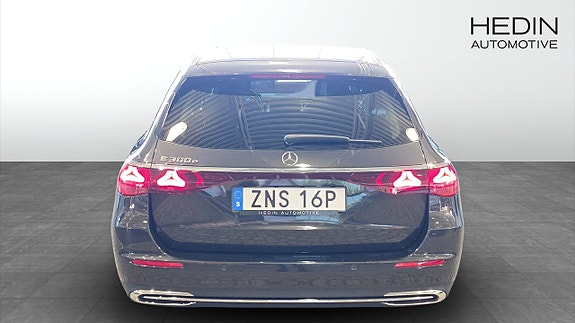 Mercedes-Benz E300 e 7 of 9