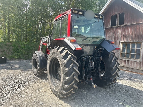 Traktor 4wd med Lastare VALMET/VALTRA 4 of 5