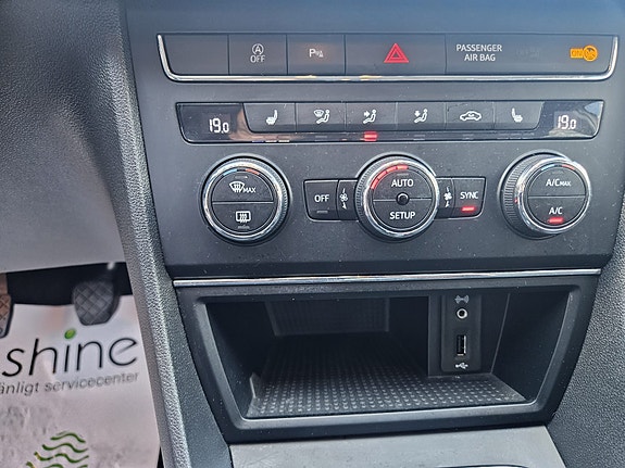Seat Leon 10 of 11
