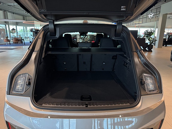 BMW iX 19 of 20
