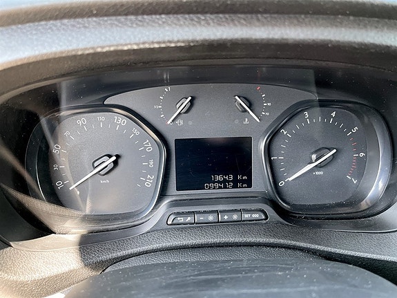 Peugeot Expert 9 of 15