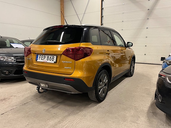 Suzuki Vitara 3 of 5