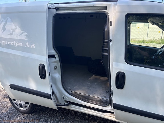 Fiat Doblo 9 of 20