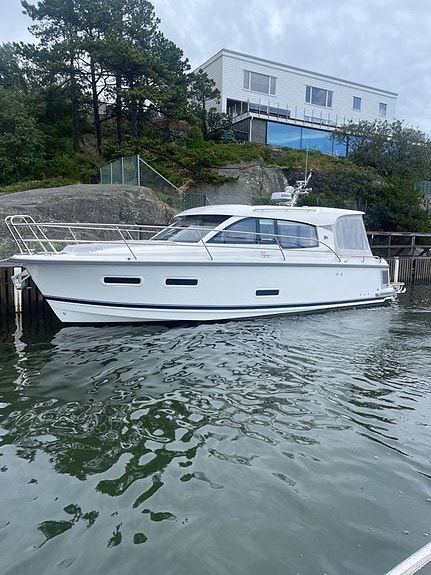 Nimbus 305 Coupé