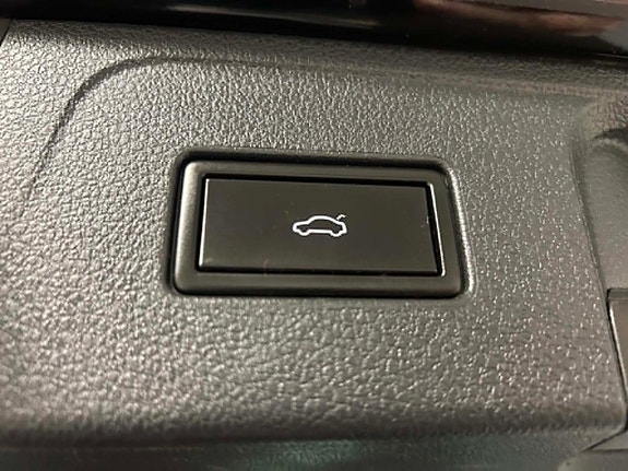 Volkswagen Passat 13 of 25