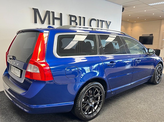 Volvo V70 5 of 20