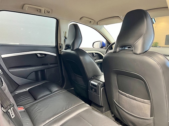 Volvo V70 16 of 20