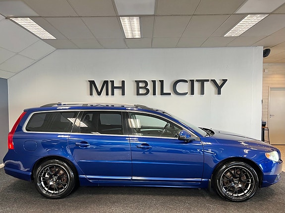 Volvo V70 4 of 20