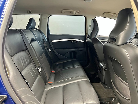 Volvo V70 14 of 20