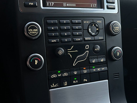 Volvo V70 19 of 20