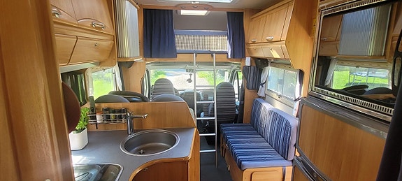 Adria Coral A655 SP 8 of 11