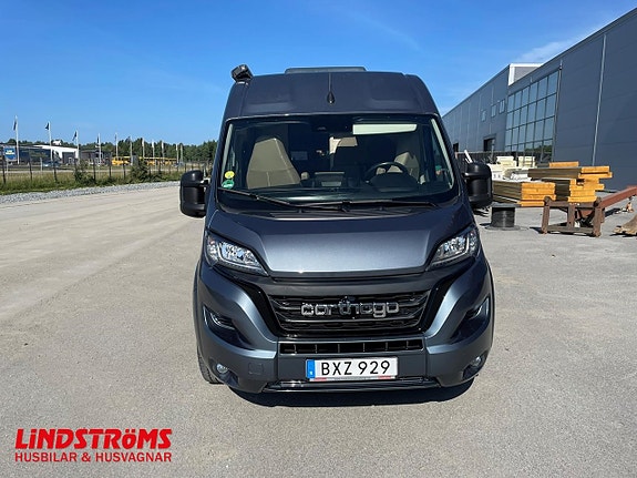 Carthago Van 640 LE charming Coupé 140hk Automat Långbäddar 3 of 25