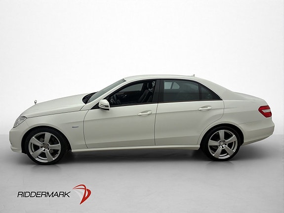 Mercedes-Benz E300 de 4 of 5