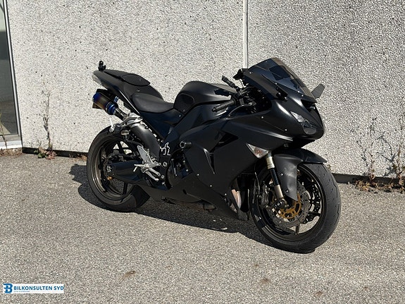 Kawasaki Ninja ZX-10R 1.0 Manuell, 175hk 2 of 8