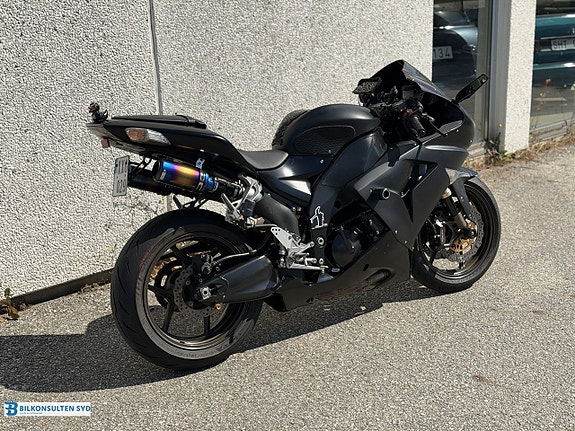 Kawasaki Ninja ZX-10R 1.0 Manuell, 175hk 3 of 8