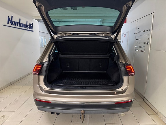 Volkswagen Tiguan 7 of 7