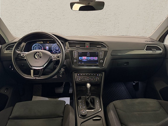 Volkswagen Tiguan 4 of 7
