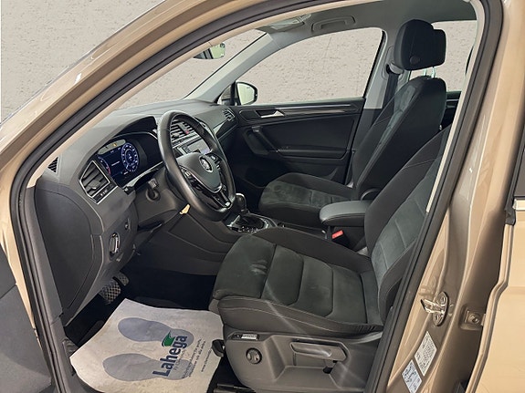 Volkswagen Tiguan 3 of 7