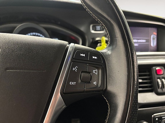 Volvo V40 24 of 26