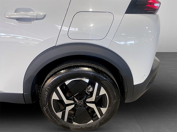 Peugeot 2008 14 of 15