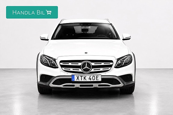 Mercedes-Benz E220 3 of 23