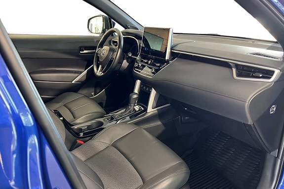 Toyota Corolla Cross 7 of 21