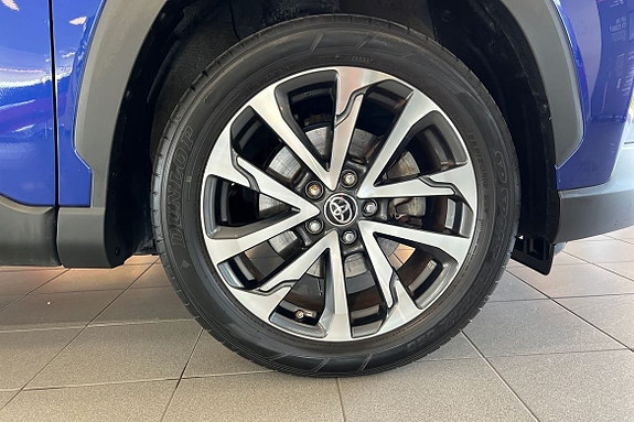 Toyota Corolla Cross 17 of 21