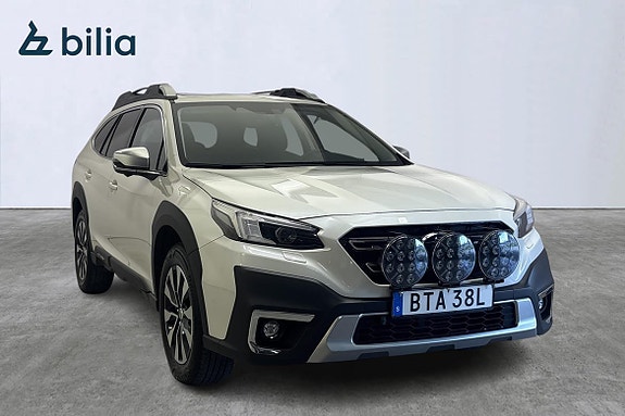Subaru Outback 2 of 5