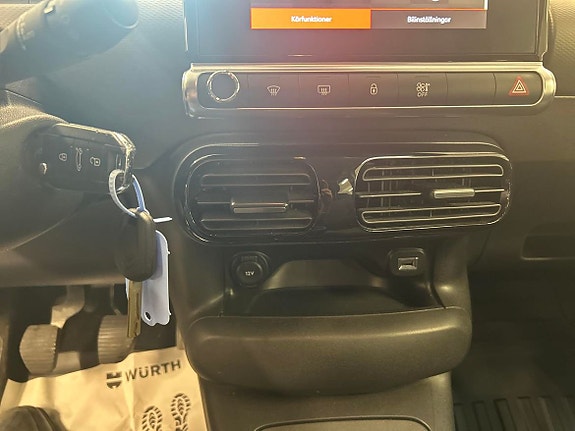 Citroen C4 Cactus 16 of 18