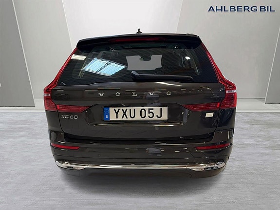 Volvo XC60 11 of 13