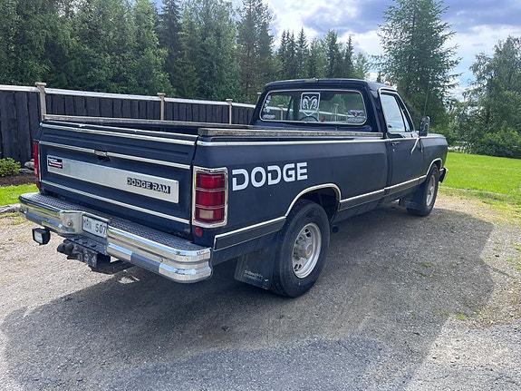 Dodge RAM 250 4 of 5
