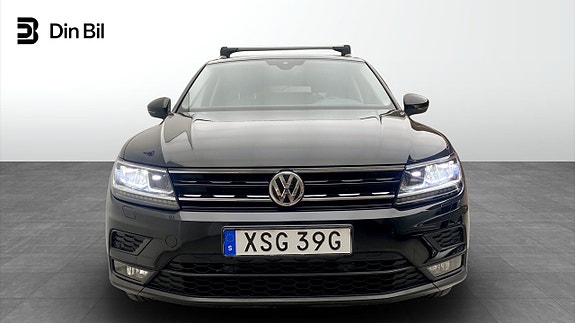 Volkswagen Tiguan 4 of 12