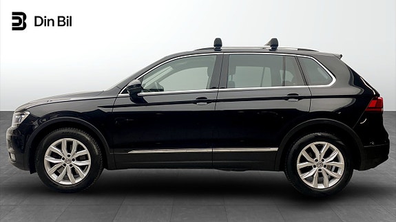 Volkswagen Tiguan 2 of 12