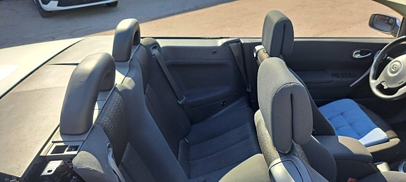 Renault Megane 9 of 16