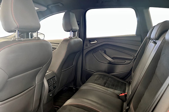 Ford Kuga 16 of 18