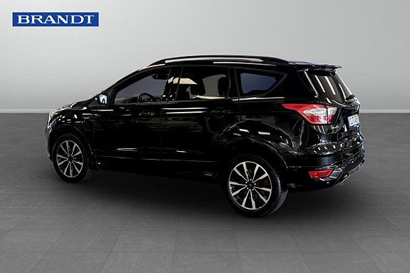 Ford Kuga 3 of 18