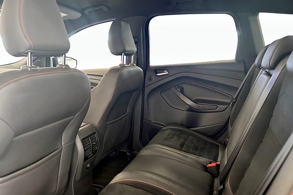 Ford Kuga 15 of 18