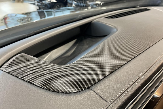Mercedes-Benz GLE350 de 14 of 27