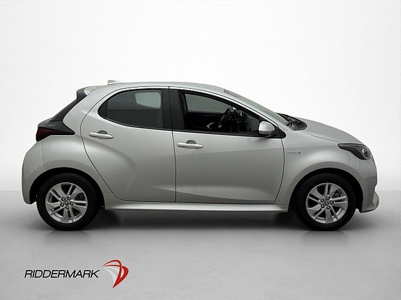 Toyota Yaris 9 of 30