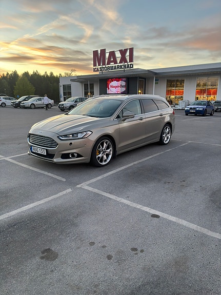 Ford Mondeo 3 of 5