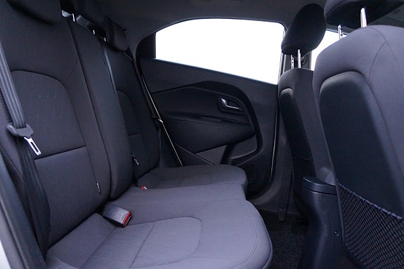 Kia Rio 10 of 18